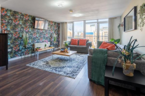 Movie House Executive Suite - Secure Free Parking